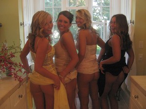 WifeBucket Pics | nude brides and brides maids
