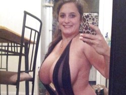 Selfie from a bigtit mature wife in black lingerie