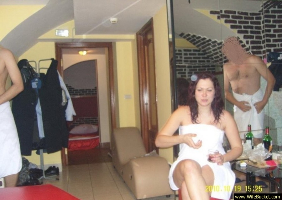 Hot amateur wife before the gangbang