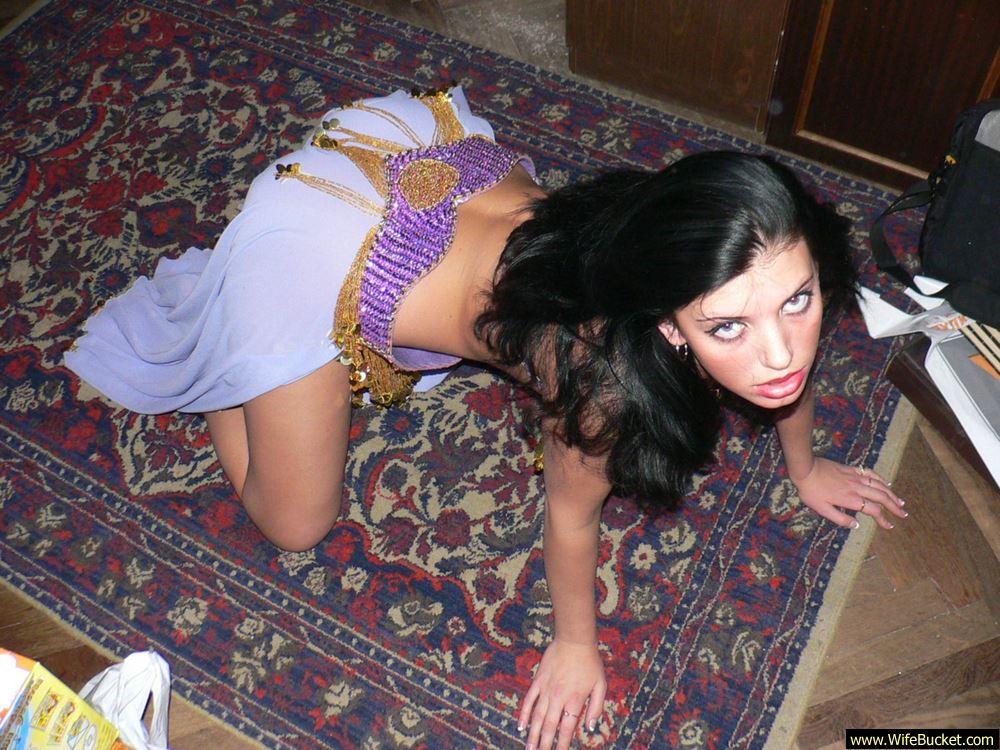 Hot Muslim wife nude and on all fours