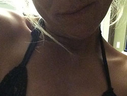 Sexting pics from a real MILF wife